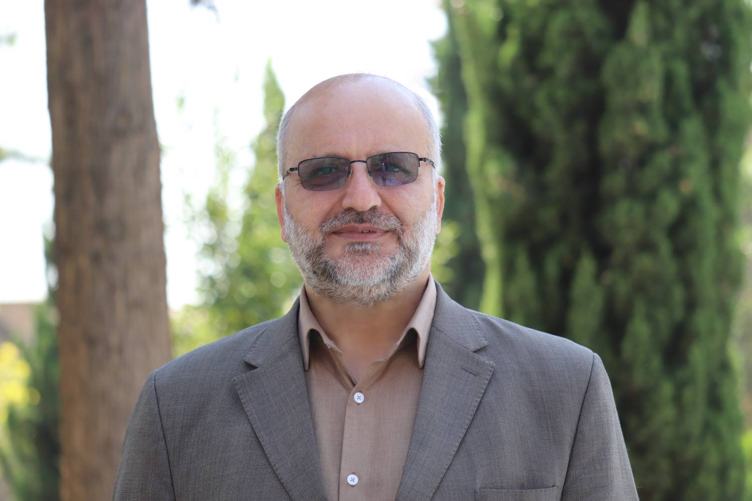  رضا اکبری
